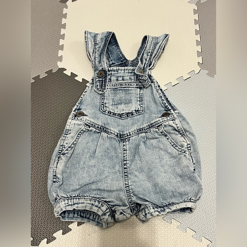 Gap Baby Denim Overall 6-12M